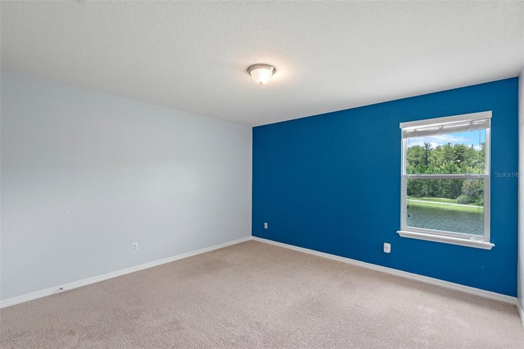 Под контрактом: $624,999 (5 спален, 4 ванн, 3497 Квадратных фут)