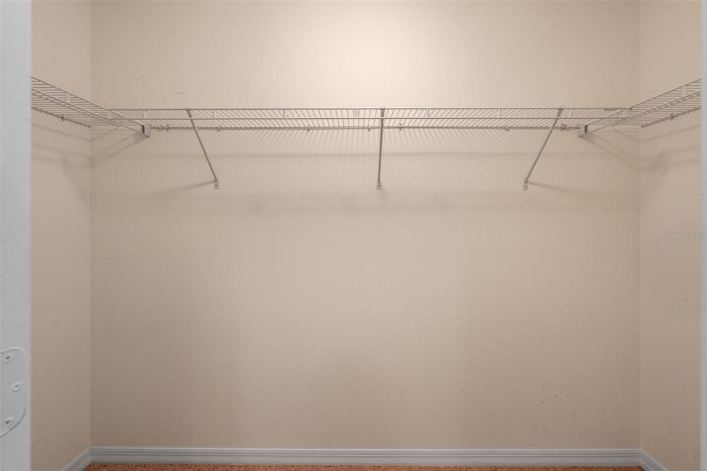 Под контрактом: $624,999 (5 спален, 4 ванн, 3497 Квадратных фут)