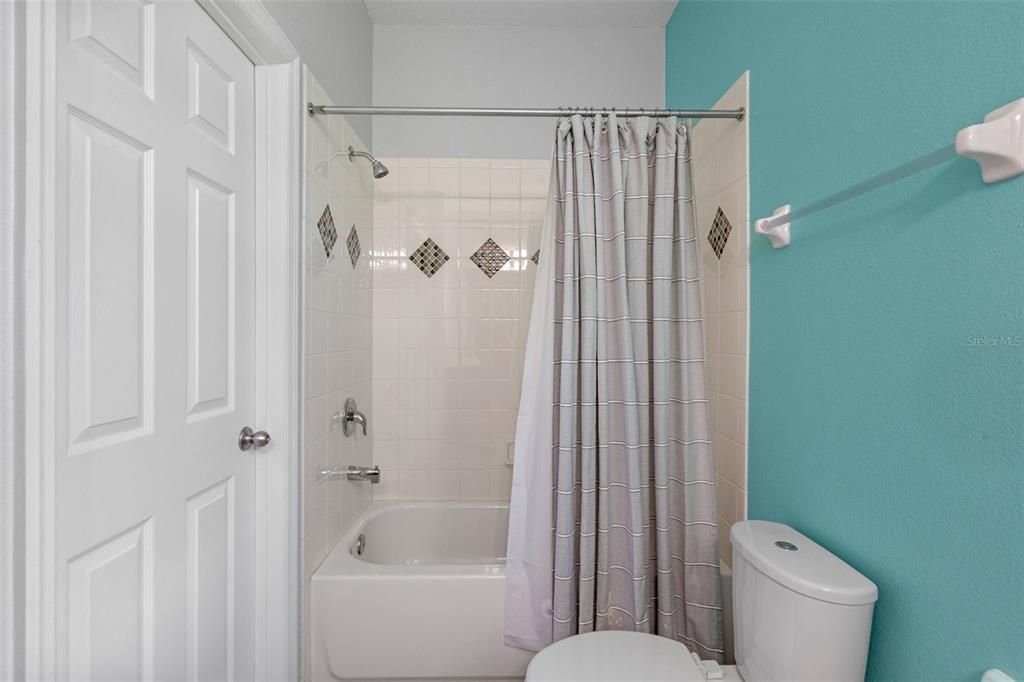 Под контрактом: $624,999 (5 спален, 4 ванн, 3497 Квадратных фут)