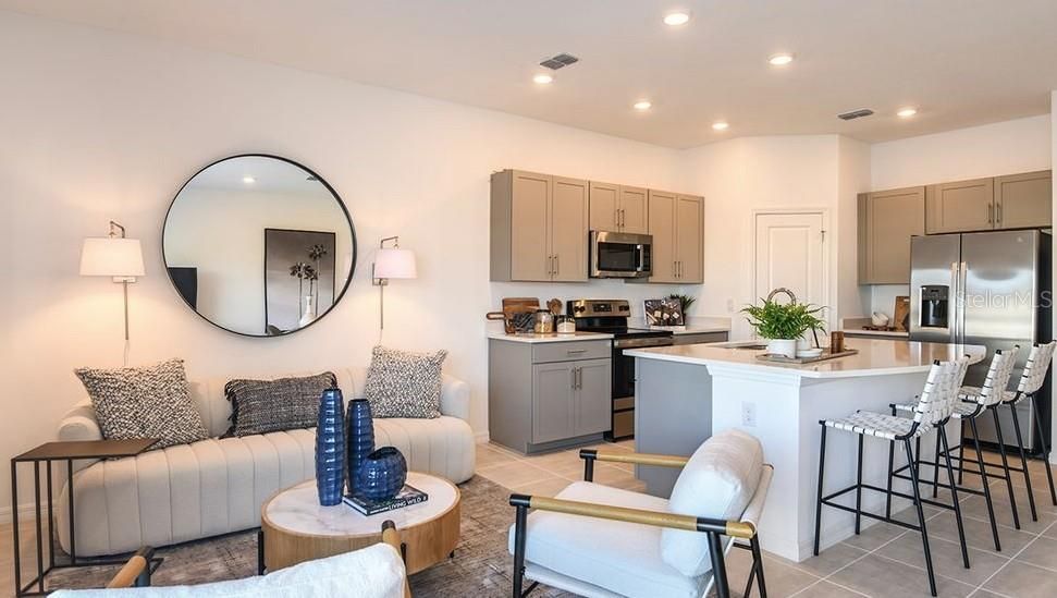 Active With Contract: $316,220 (3 beds, 2 baths, 1373 Square Feet)