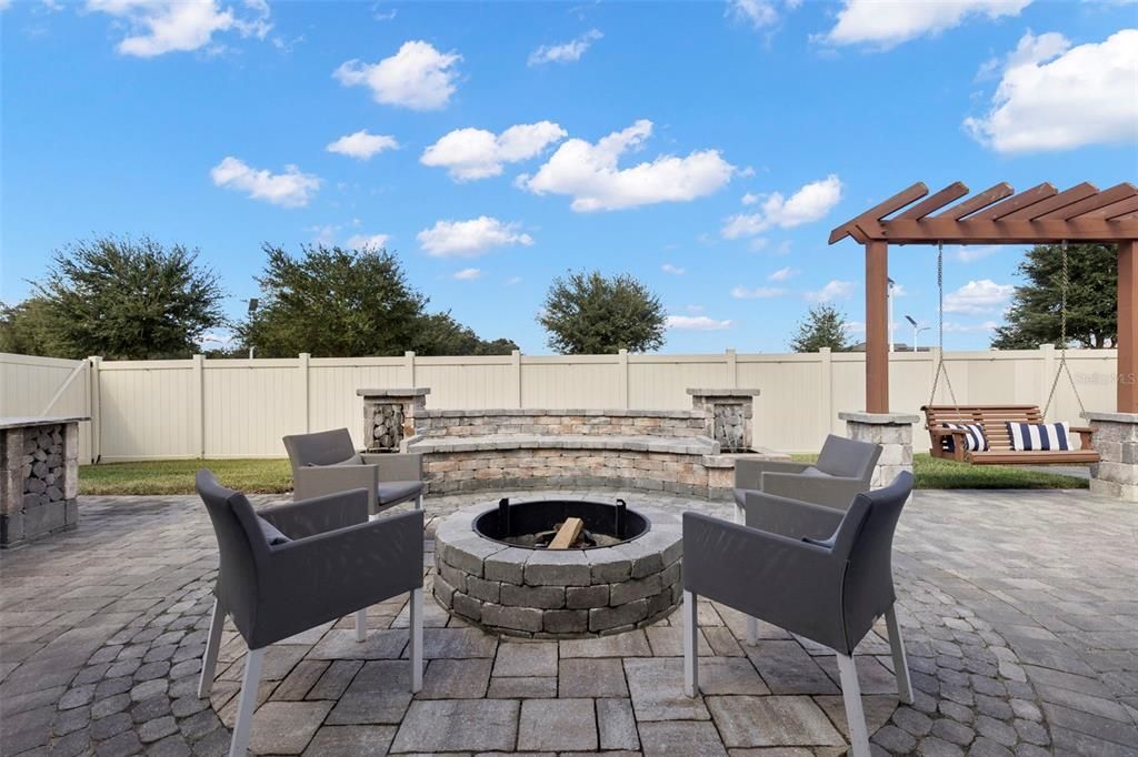 For Sale: $999,999 (4 beds, 3 baths, 3051 Square Feet)