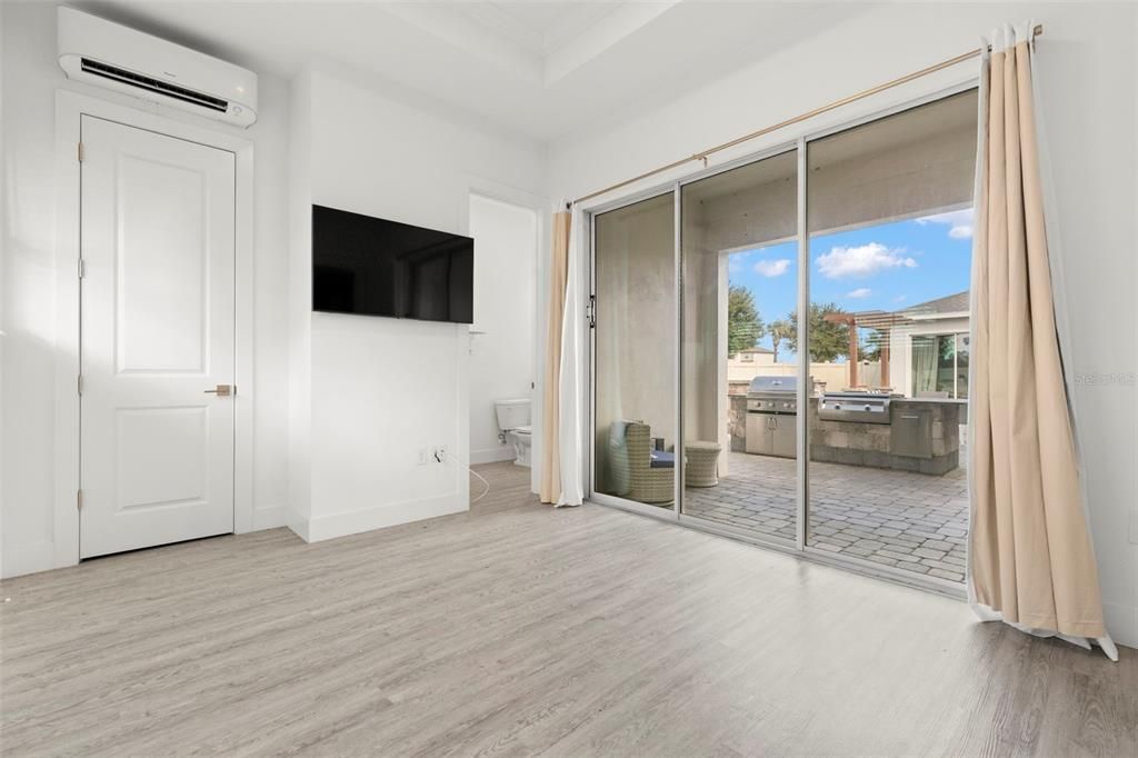 For Sale: $999,999 (4 beds, 3 baths, 3051 Square Feet)