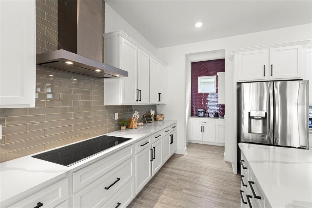 For Sale: $999,999 (4 beds, 3 baths, 3051 Square Feet)