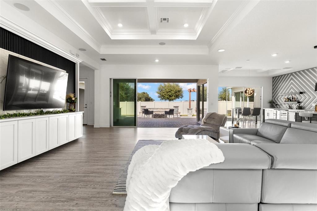 For Sale: $999,999 (4 beds, 3 baths, 3051 Square Feet)