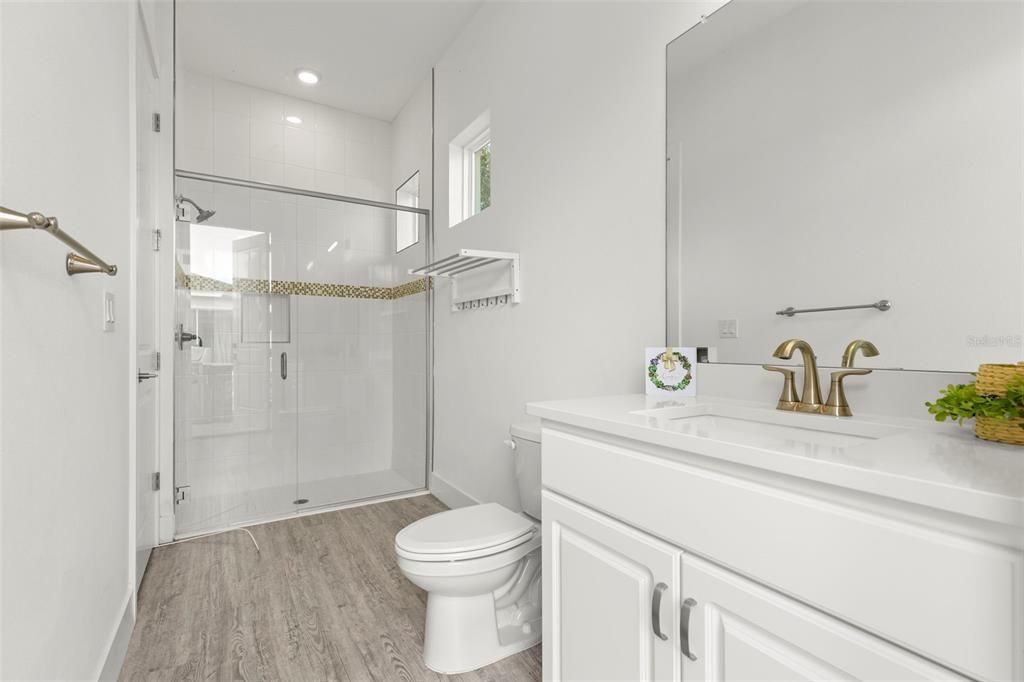 For Sale: $999,999 (4 beds, 3 baths, 3051 Square Feet)