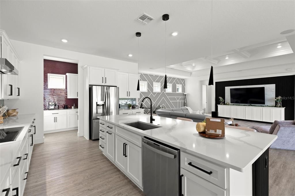 For Sale: $999,999 (4 beds, 3 baths, 3051 Square Feet)