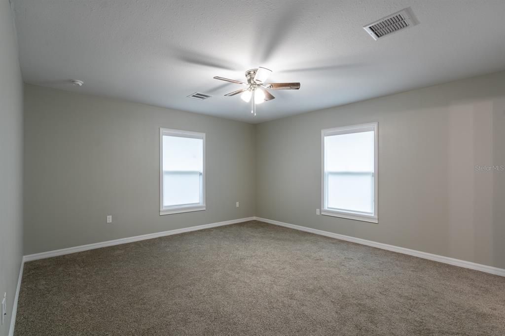 待售: $340,000 (3 贝兹, 2 浴室, 1698 平方英尺)