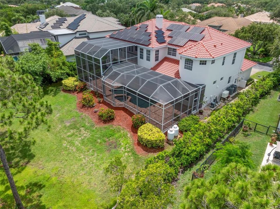 Под контрактом: $1,699,000 (6 спален, 4 ванн, 4488 Квадратных фут)