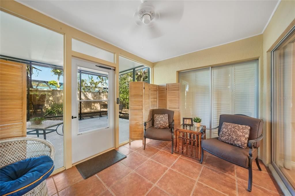 合同活跃: $687,700 (2 贝兹, 2 浴室, 1568 平方英尺)