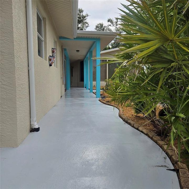 合同活跃: $687,700 (2 贝兹, 2 浴室, 1568 平方英尺)