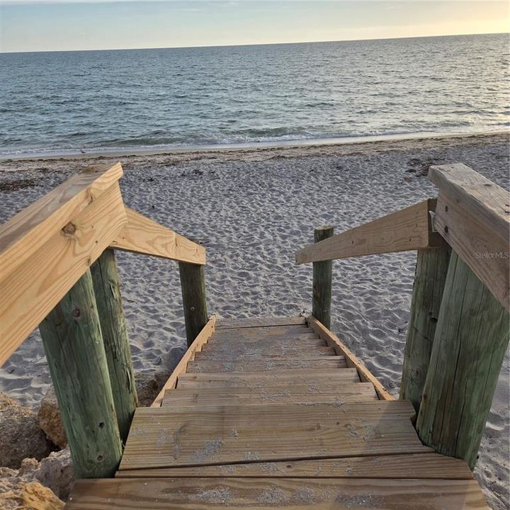 合同活跃: $687,700 (2 贝兹, 2 浴室, 1568 平方英尺)