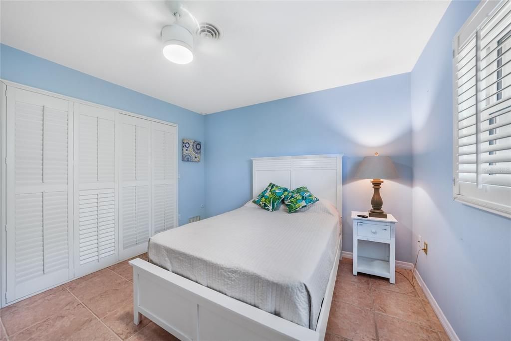 合同活跃: $687,700 (2 贝兹, 2 浴室, 1568 平方英尺)