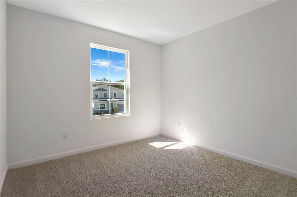 Active With Contract: $342,950 (4 beds, 2 baths, 2352 Square Feet)