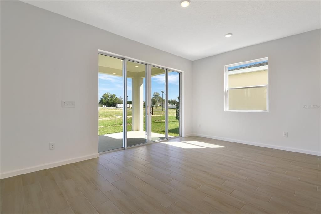 Active With Contract: $342,950 (4 beds, 2 baths, 2352 Square Feet)