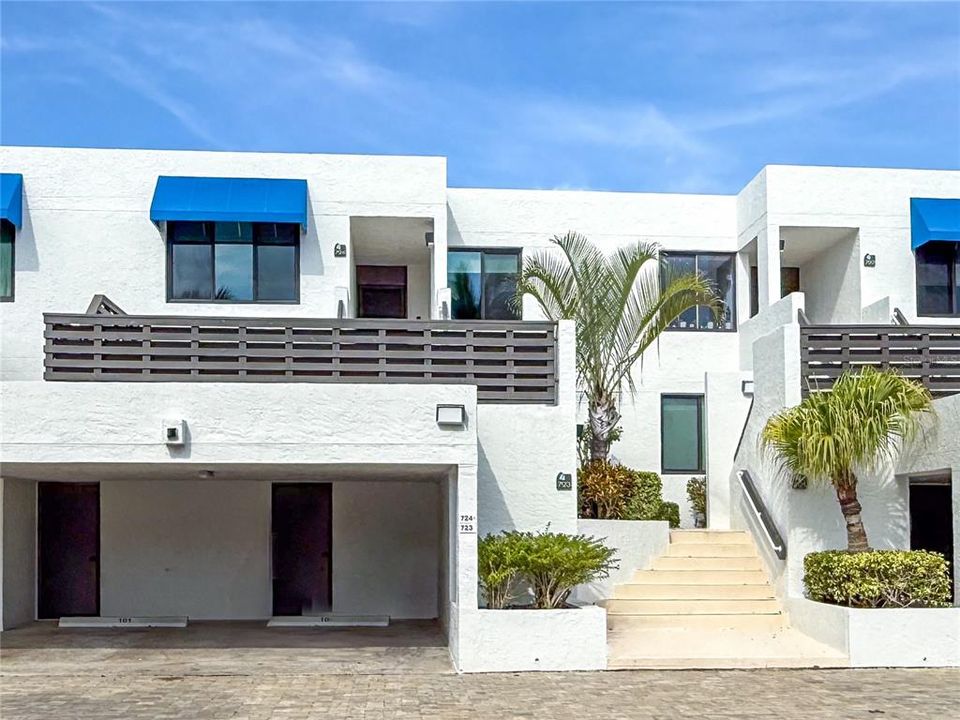 For Rent: $10,500 (2 beds, 2 baths, 1531 Square Feet)