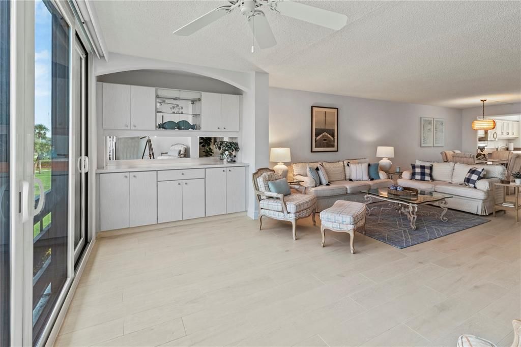 For Rent: $10,500 (2 beds, 2 baths, 1531 Square Feet)