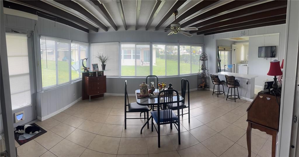 待售: $170,000 (2 贝兹, 2 浴室, 1054 平方英尺)