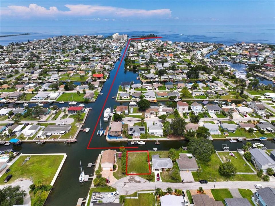 待售: $160,000 (0.13 acres)