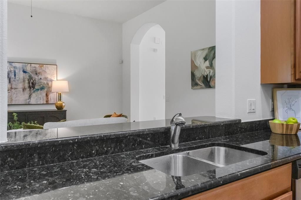 En Venta: $455,000 (4 camas, 3 baños, 2781 Pies cuadrados)