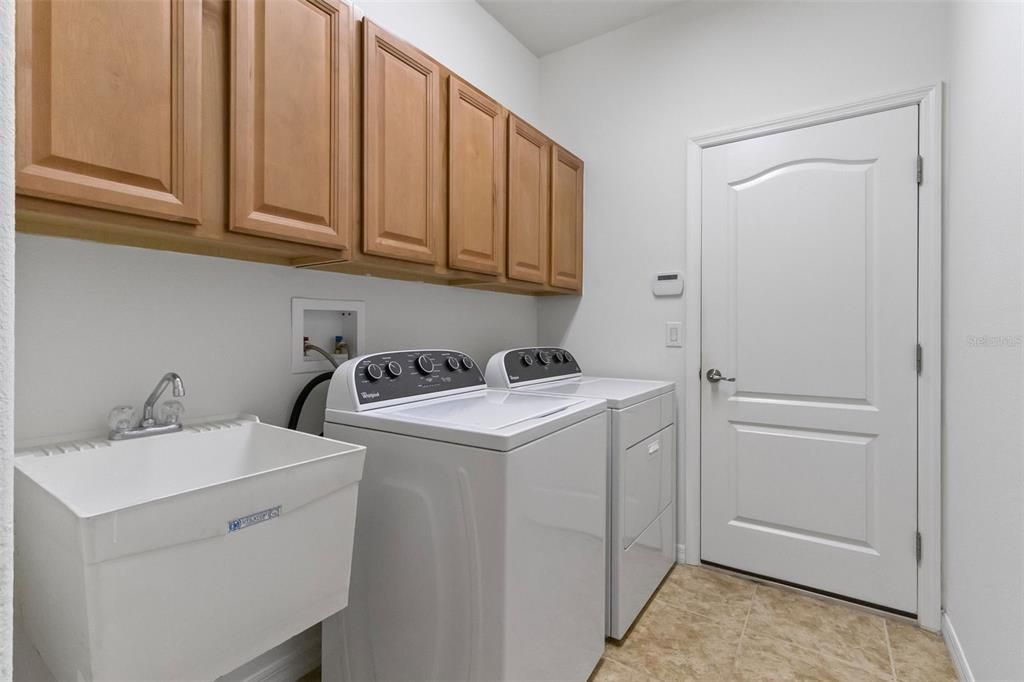 En Venta: $455,000 (4 camas, 3 baños, 2781 Pies cuadrados)