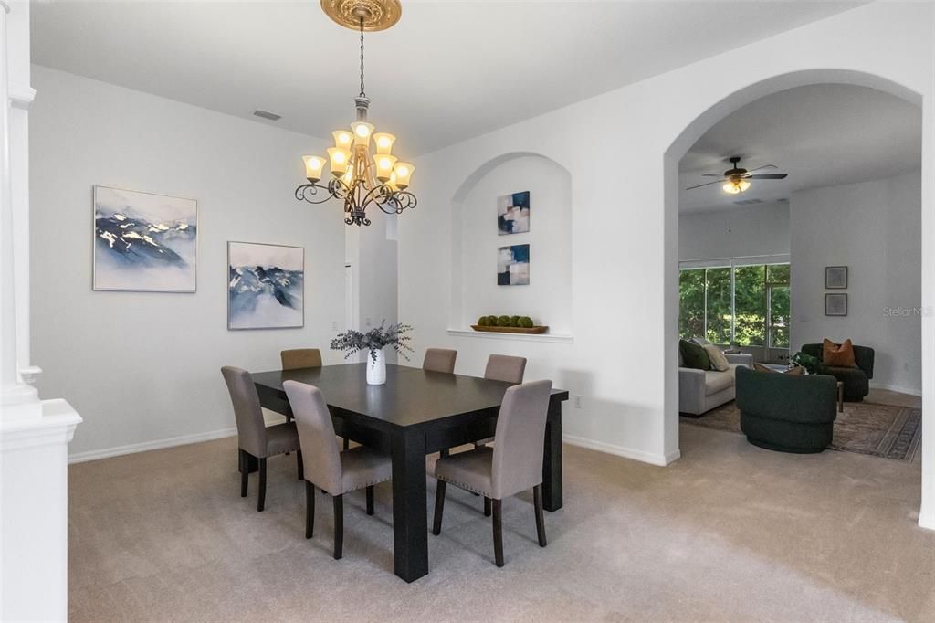 En Venta: $455,000 (4 camas, 3 baños, 2781 Pies cuadrados)