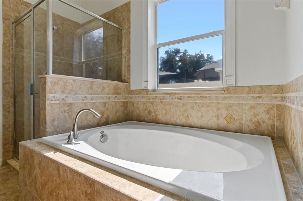 En Venta: $455,000 (4 camas, 3 baños, 2781 Pies cuadrados)