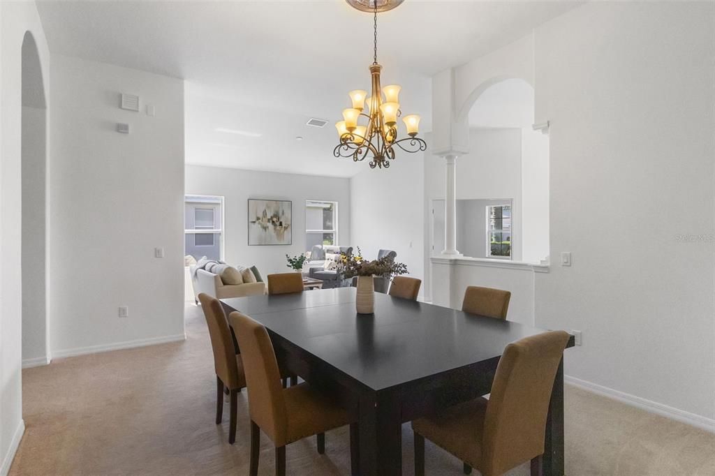 En Venta: $455,000 (4 camas, 3 baños, 2781 Pies cuadrados)