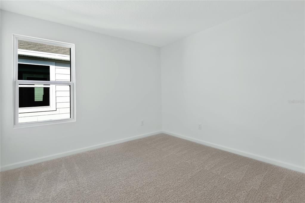 For Sale: $319,950 (5 beds, 3 baths, 2170 Square Feet)