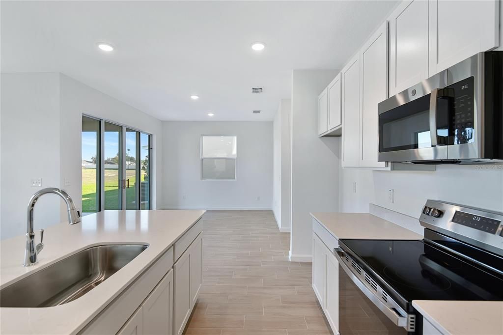 For Sale: $319,950 (5 beds, 3 baths, 2170 Square Feet)