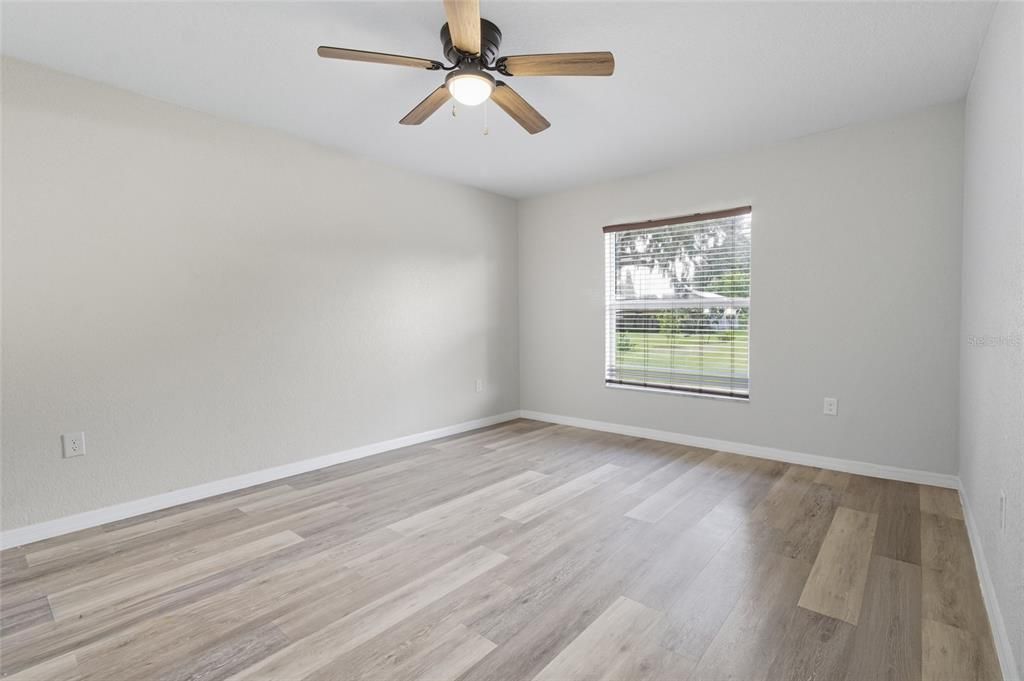 En Venta: $272,000 (3 camas, 2 baños, 1501 Pies cuadrados)