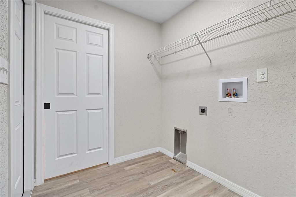 En Venta: $272,000 (3 camas, 2 baños, 1501 Pies cuadrados)