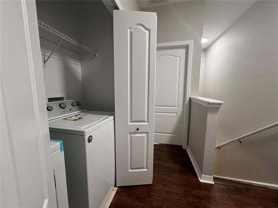 合同活跃: $1,890 (2 贝兹, 2 浴室, 1071 平方英尺)