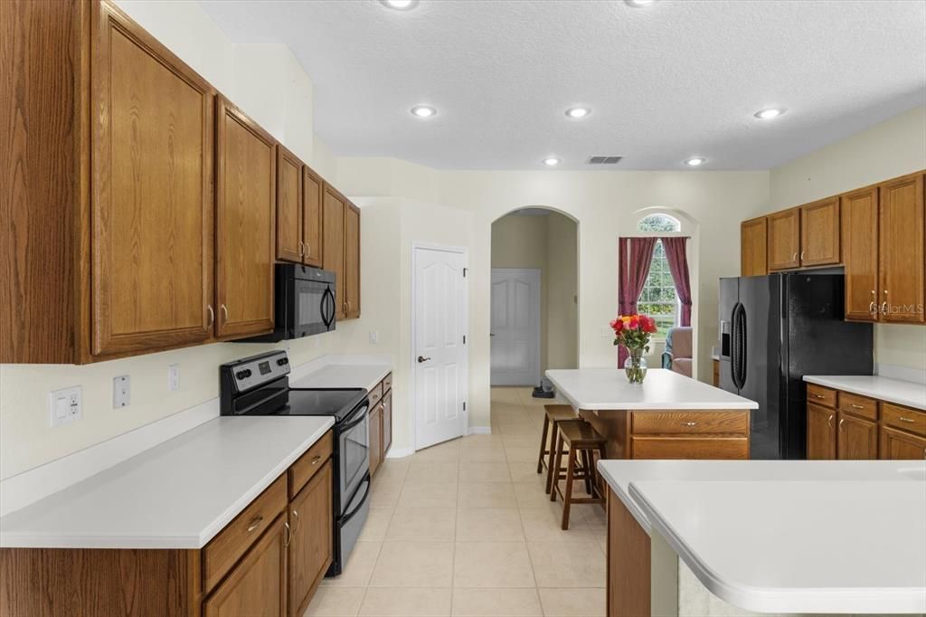 Active With Contract: $499,999 (4 beds, 3 baths, 3375 Square Feet)