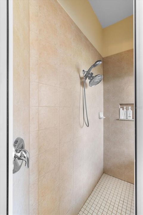 Active With Contract: $499,999 (4 beds, 3 baths, 3375 Square Feet)