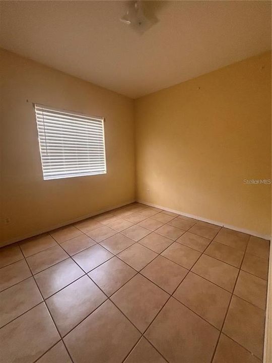 For Rent: $1,150 (2 beds, 2 baths, 812 Square Feet)