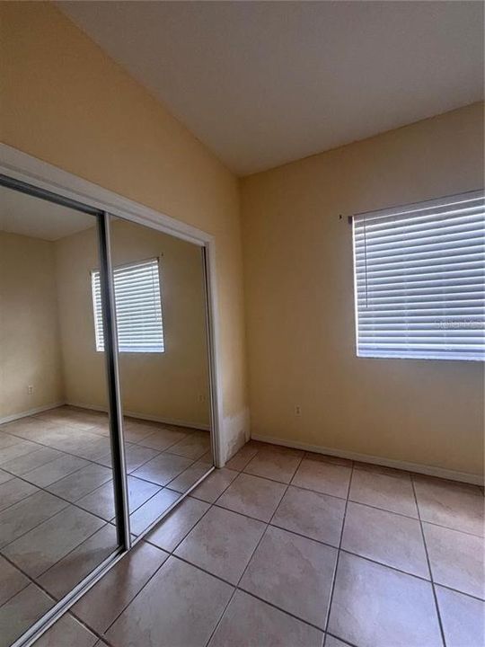 For Rent: $1,150 (2 beds, 2 baths, 812 Square Feet)