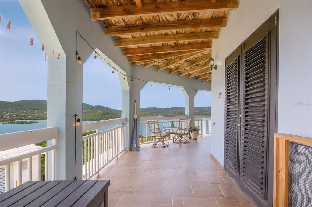 For Sale: $979,000 (4 beds, 3 baths, 3026 Square Feet)