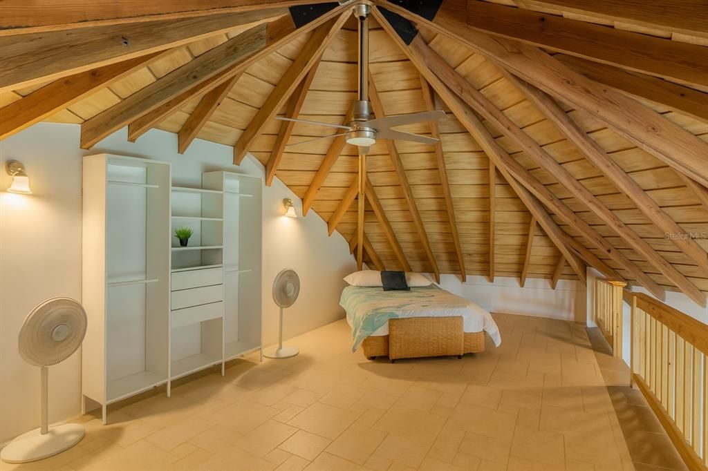 For Sale: $979,000 (4 beds, 3 baths, 3026 Square Feet)