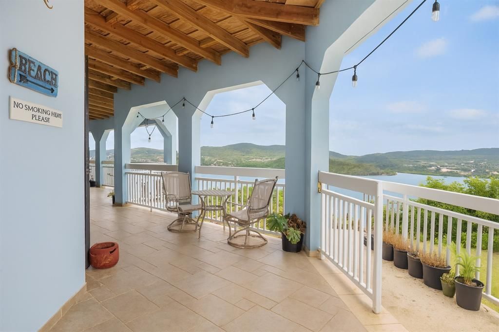 For Sale: $979,000 (4 beds, 3 baths, 3026 Square Feet)