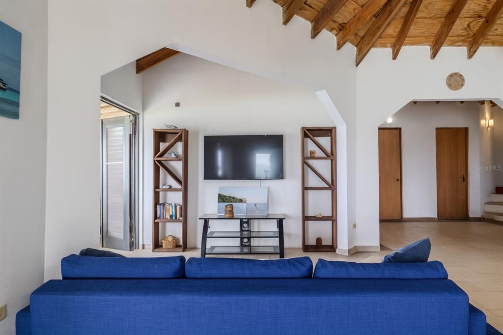 For Sale: $979,000 (4 beds, 3 baths, 3026 Square Feet)