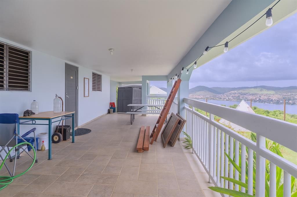 For Sale: $979,000 (4 beds, 3 baths, 3026 Square Feet)