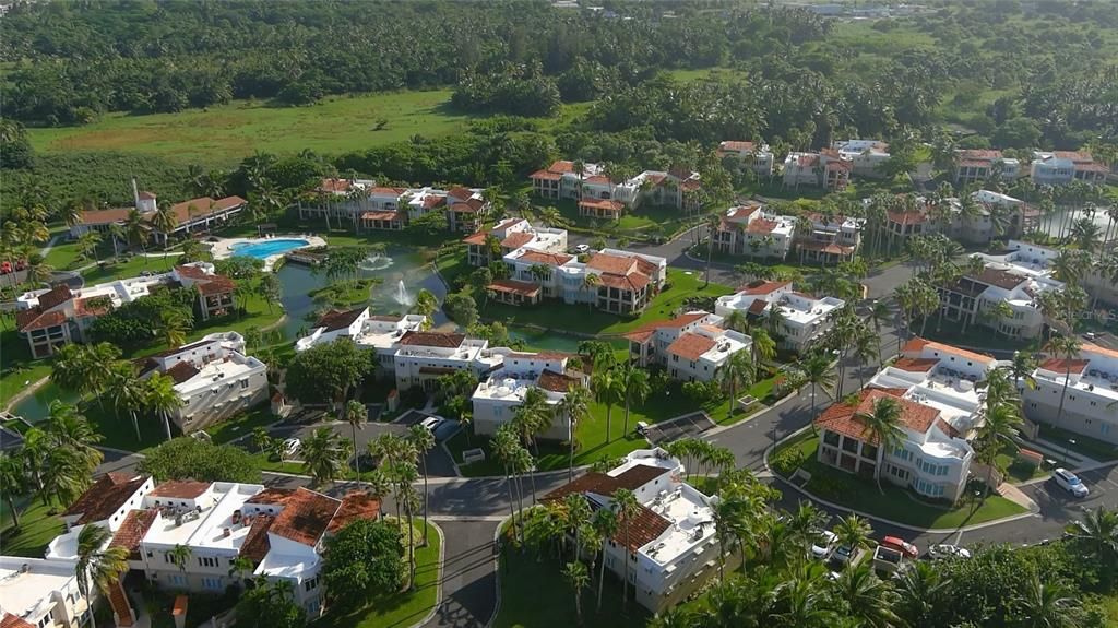 For Sale: $1,200,000 (3 beds, 3 baths, 2850 Square Feet)