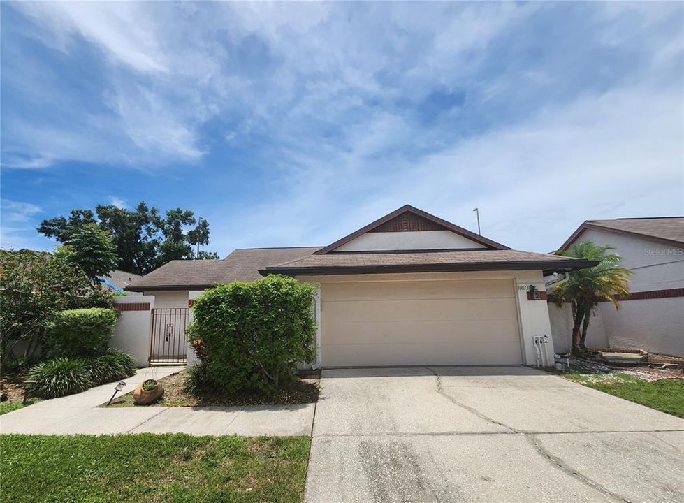 Recently Sold: $280,000 (3 beds, 2 baths, 1880 Square Feet)