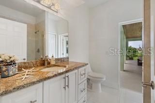 For Sale: $879,900 (3 beds, 2 baths, 1945 Square Feet)