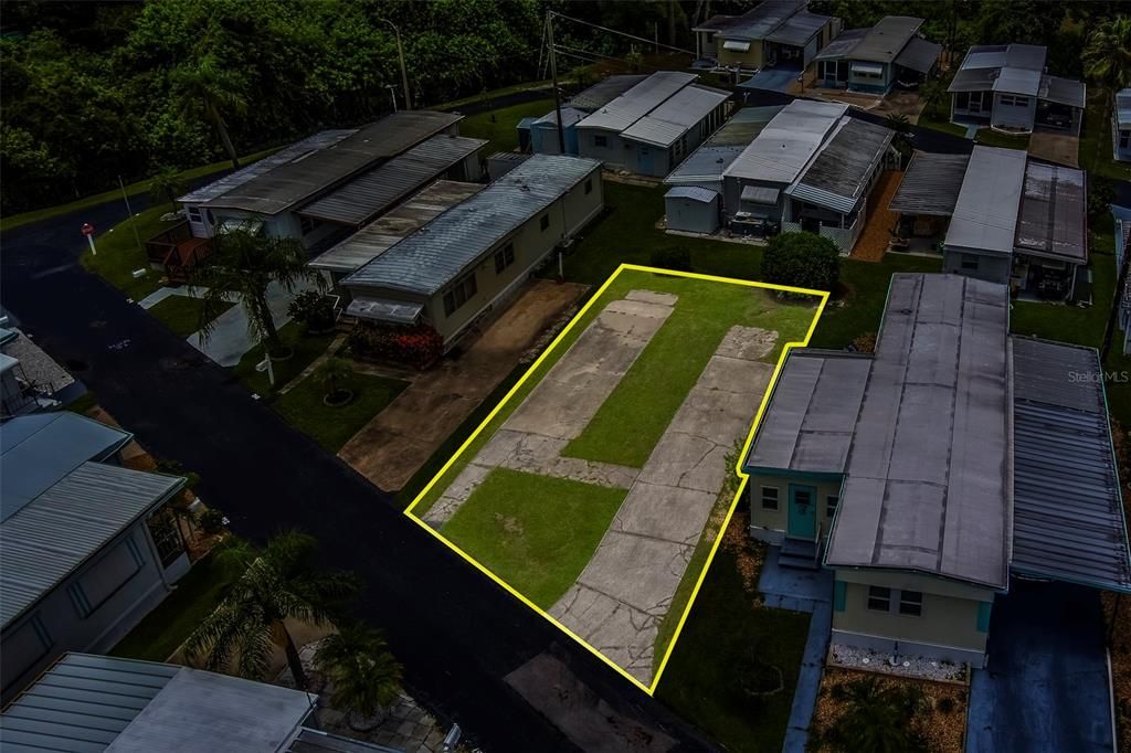 For Sale: $18,000 (0.02 acres)