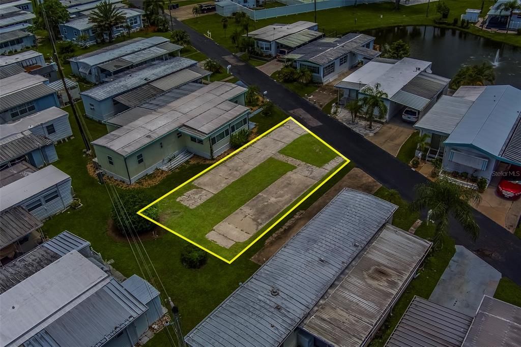 For Sale: $18,000 (0.02 acres)