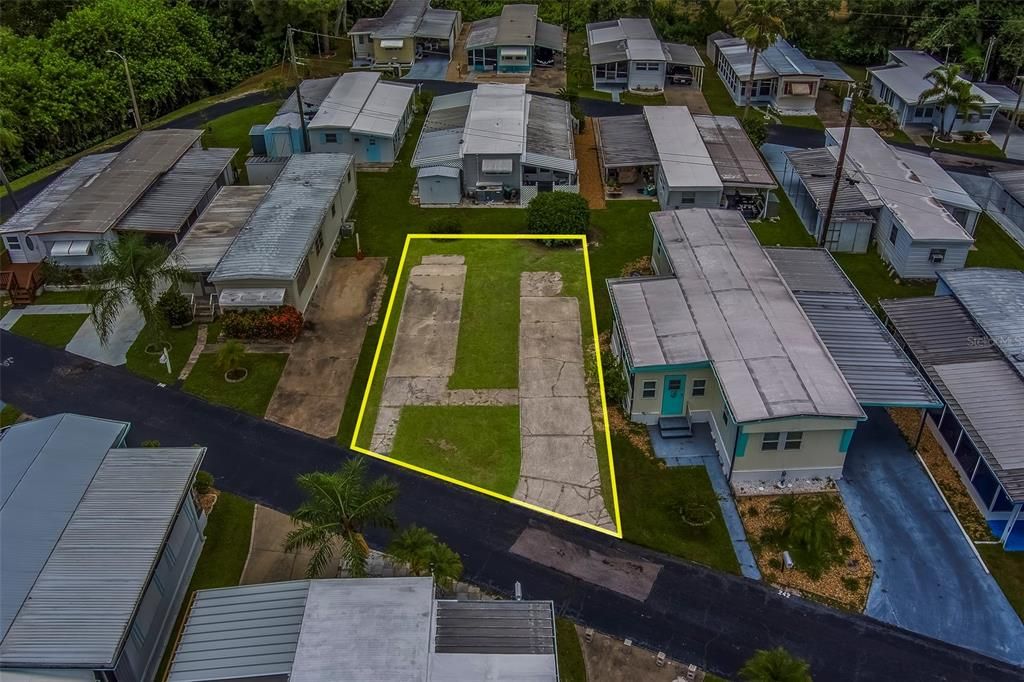 For Sale: $18,000 (0.02 acres)