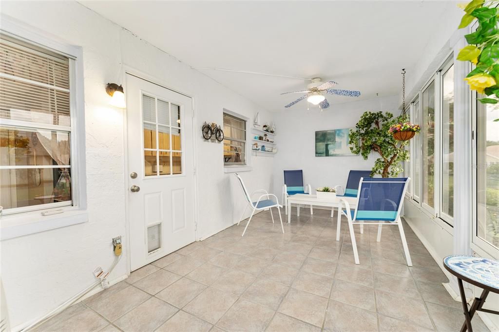 Active With Contract: $149,000 (2 beds, 2 baths, 1204 Square Feet)
