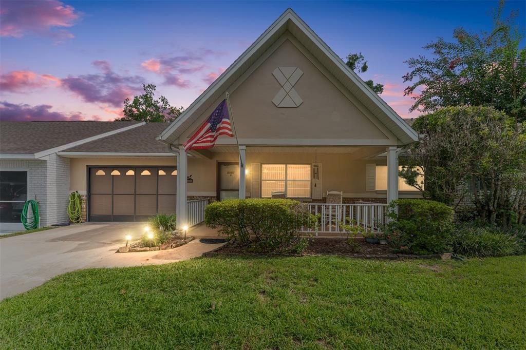 Active With Contract: $149,000 (2 beds, 2 baths, 1204 Square Feet)