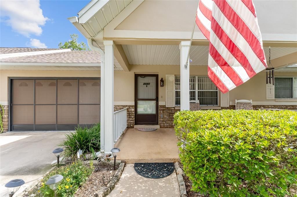 Active With Contract: $149,000 (2 beds, 2 baths, 1204 Square Feet)